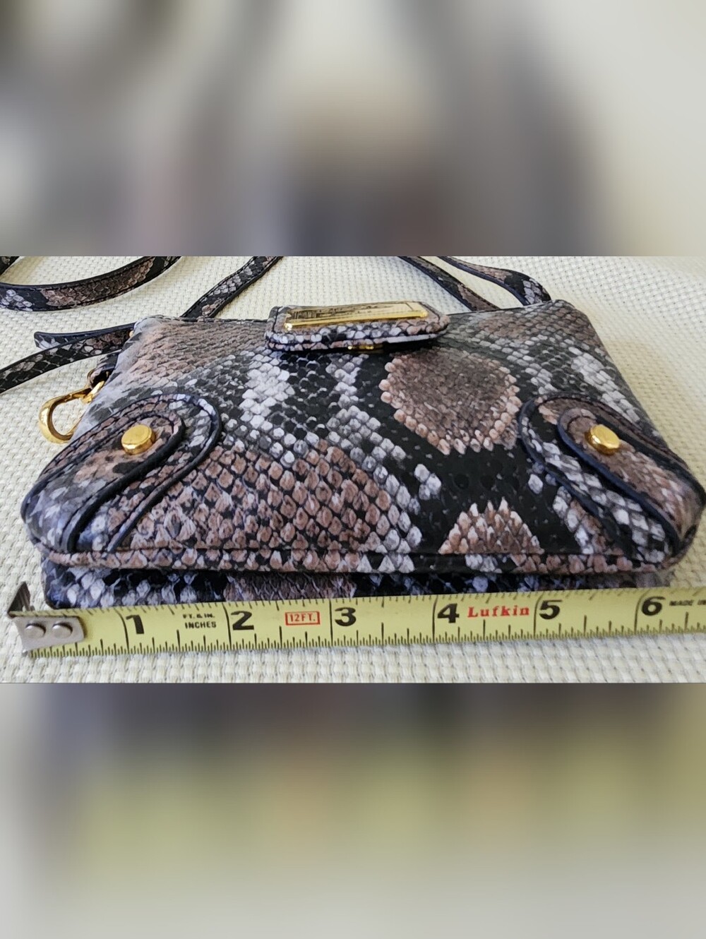 Nicole by Nicole Miller Faux Snakeskin Python Mini Crossbody Wallet Purse Bag - Picture 4 of 16
